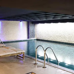 Cip & - Bakirkoey Center Hotell